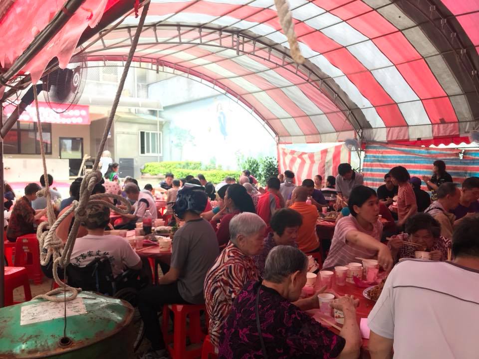 竹東世光教養院義廚